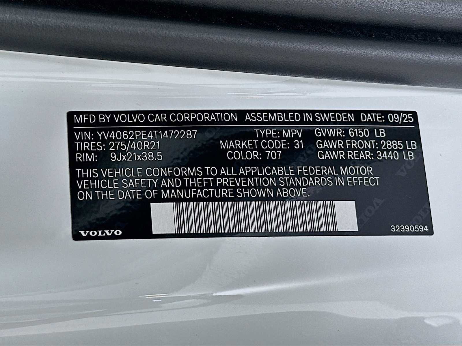 New 2026 Volvo XC90 B6 Plus w/ Protection Package Premier image 32