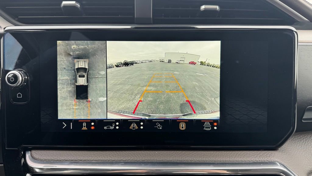 Used 2024 GMC Sierra 2500 Denali w/ Technology Package AWD/4WD image 33