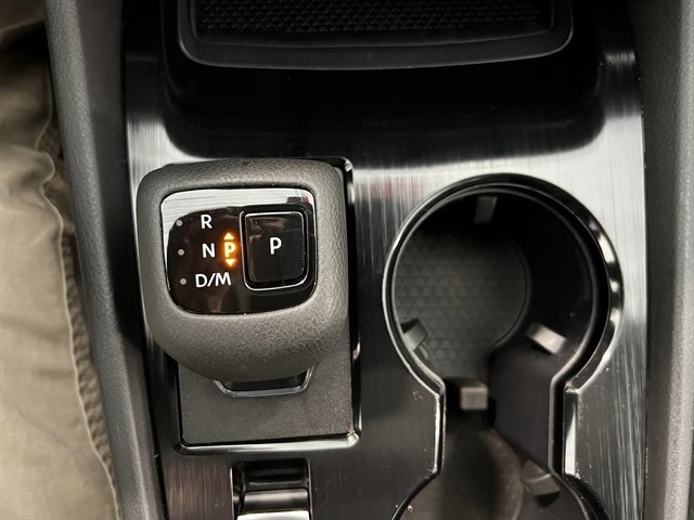 Used 2024 Nissan Rogue SV image 42