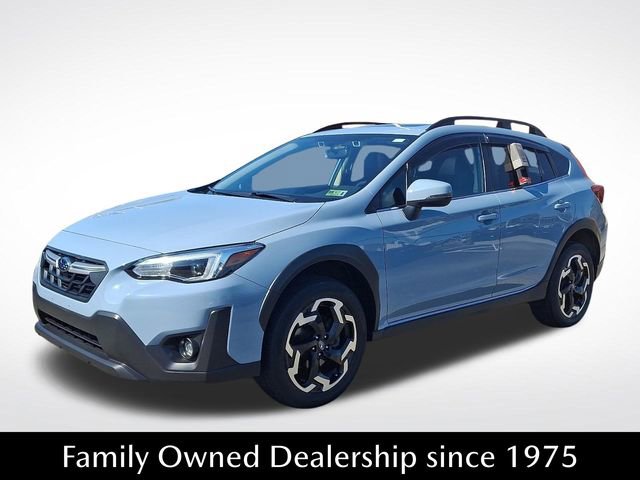 Certified 2022 Subaru Crosstrek 2.5i Limited w/ Moonroof Package 2 AWD/4WD image 3