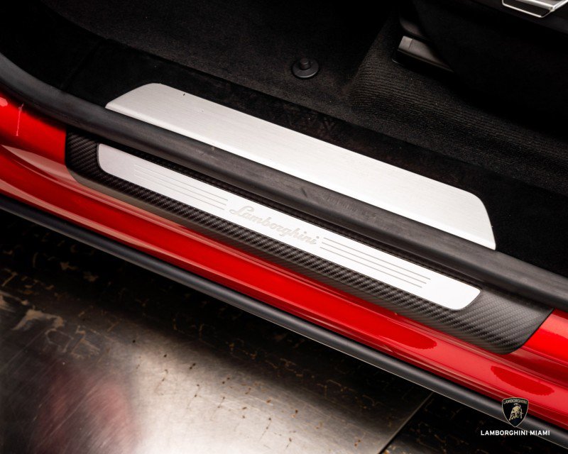 Used 2023 Lamborghini Urus Performante image 29