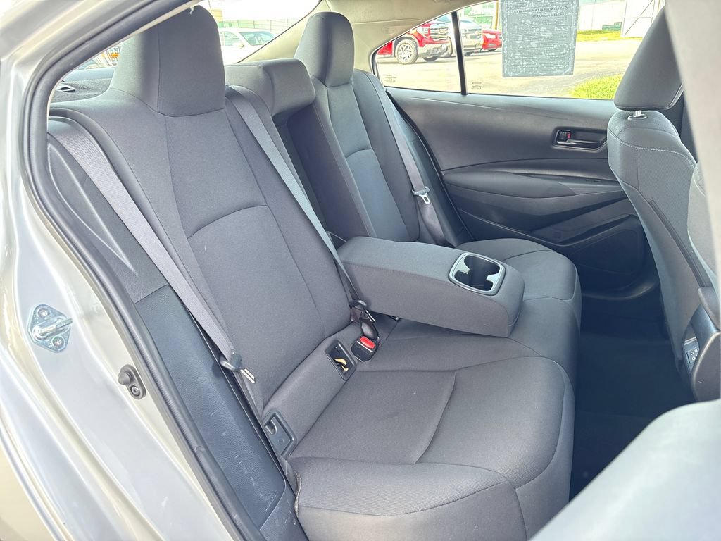 Used 2024 Toyota Corolla LE FWD image 31