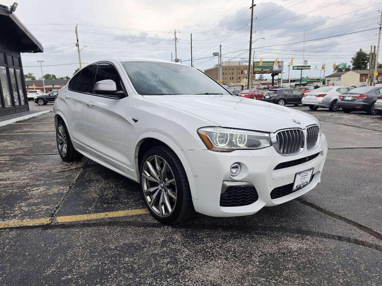 Used 2018 BMW X4 M40i AWD/4WD image 3