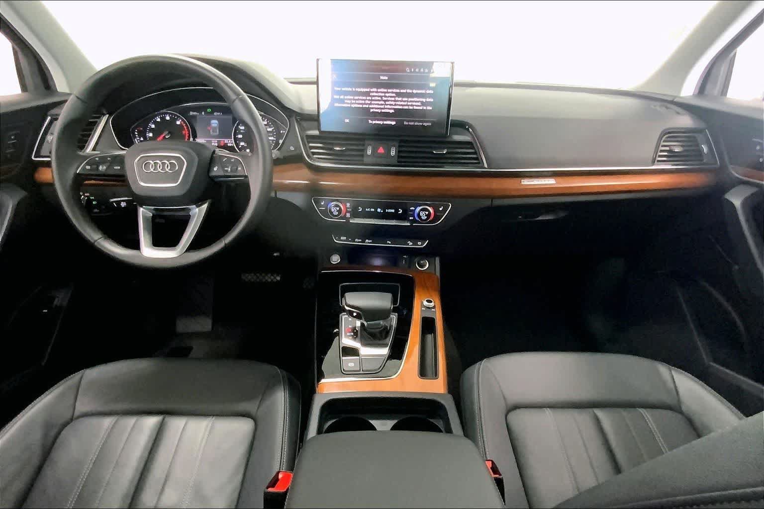 Used 2023 Audi Q5 2.0T Premium w/ Convenience Package AWD/4WD image 8