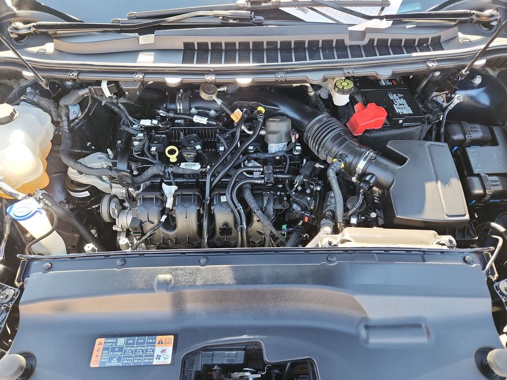 Used 2024 Ford Edge Titanium image 17