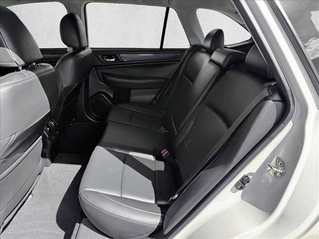 Used 2016 Subaru Outback 2.5i Limited image 18