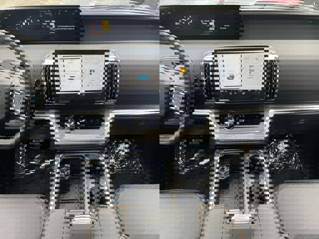 New 2026 Ford Expedition Tremor image 27