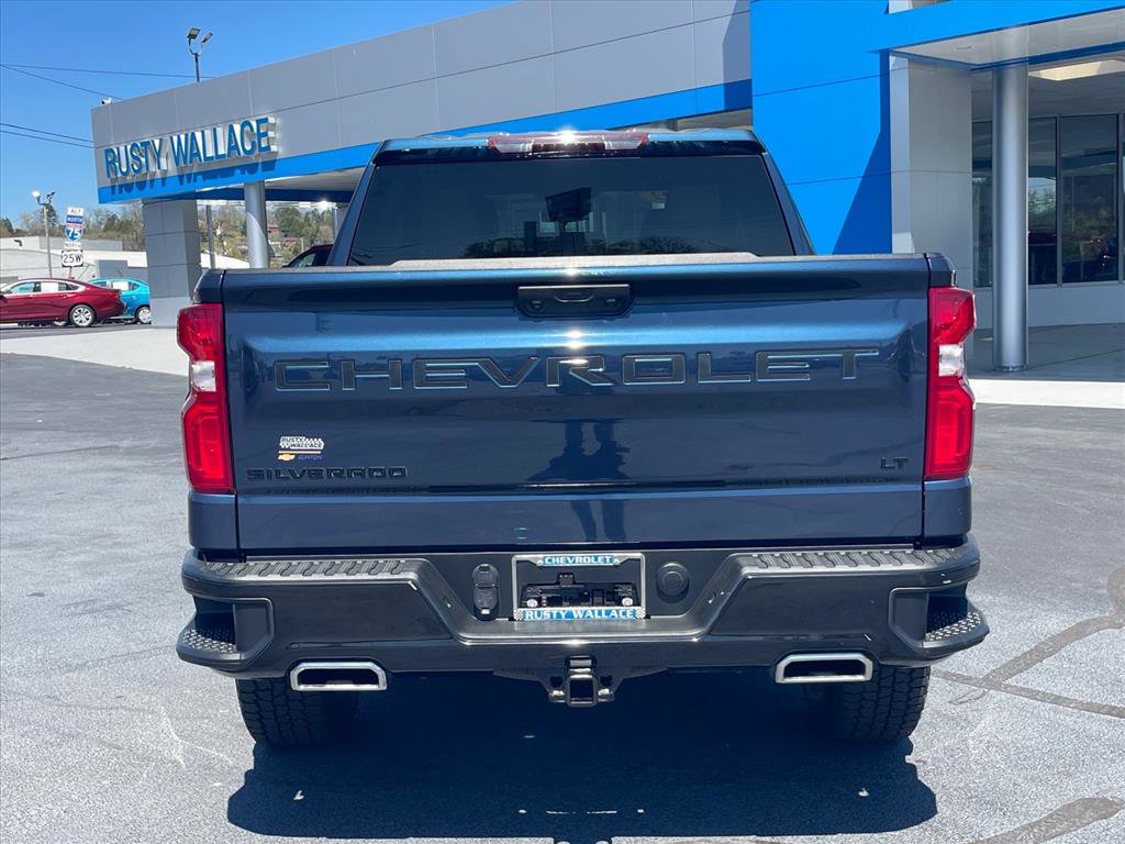 Used 2022 Chevrolet Silverado 1500 LT Trail Boss w/ LPO, Dark Essentials Package image 6