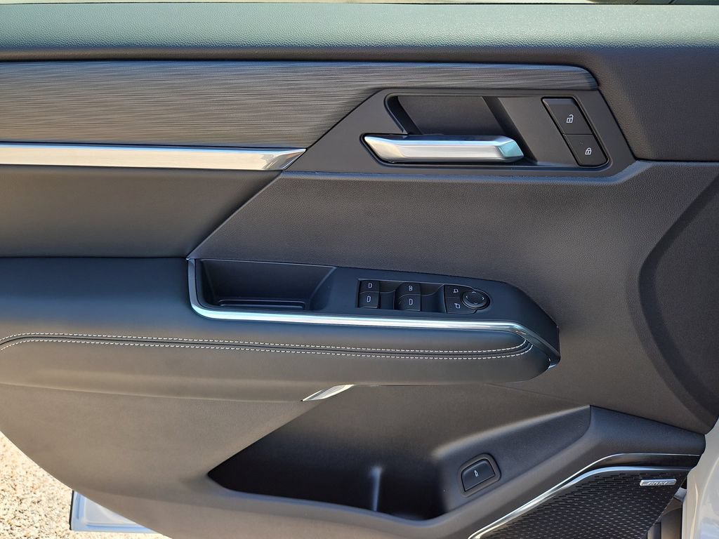 New 2026 GMC Acadia Elevation w/ Super Cruise Package FWD image 11