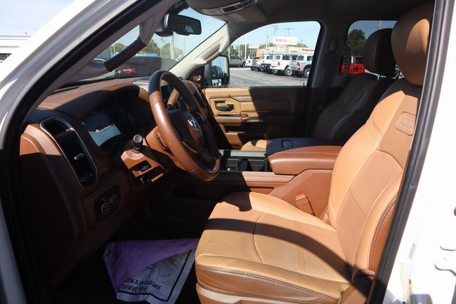 Used 2024 RAM 3500 Limited image 5