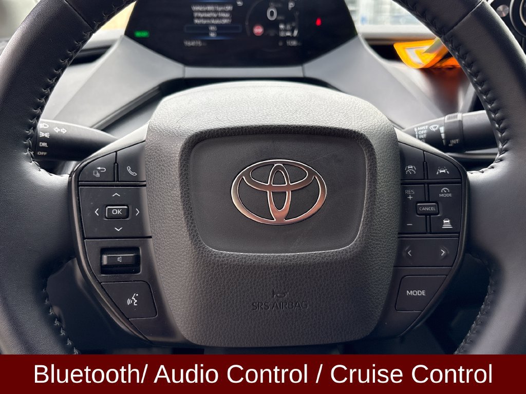 Used 2025 Toyota Prius LE FWD image 16