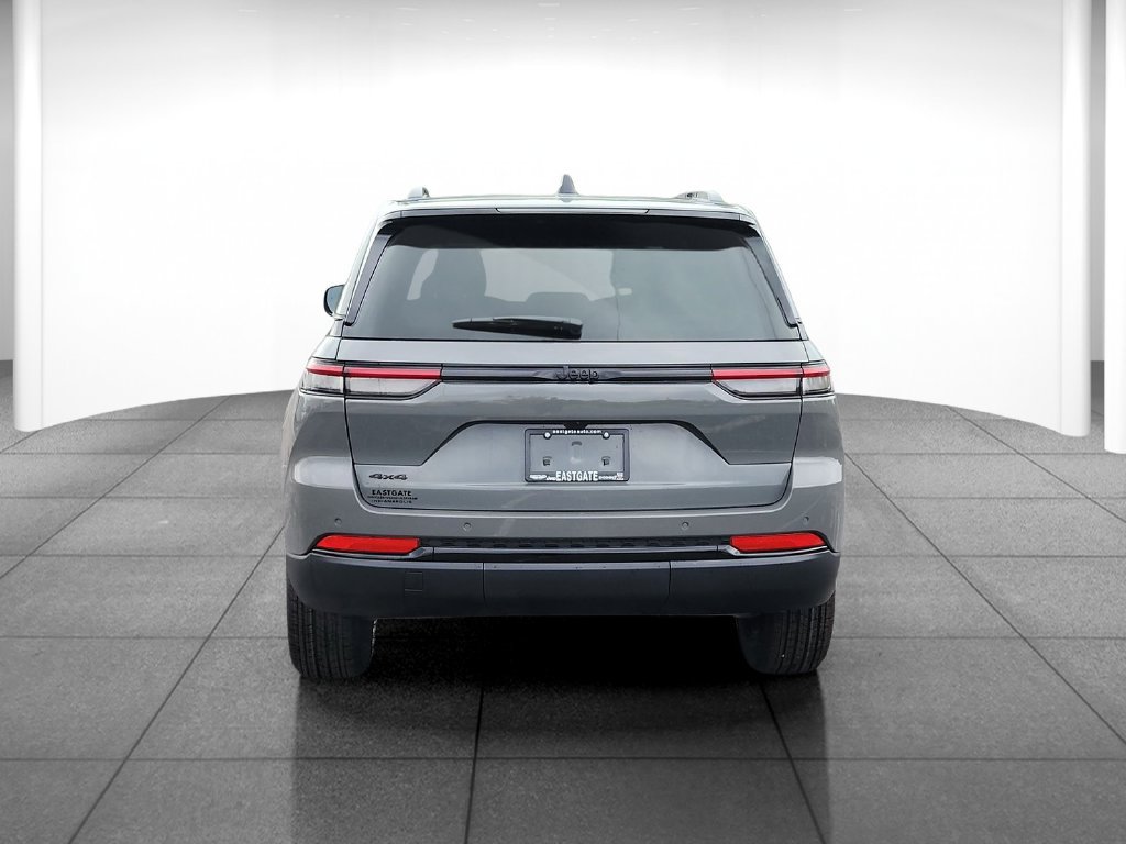 New 2027 Jeep Grand Cherokee Laredo X AWD/4WD image 6
