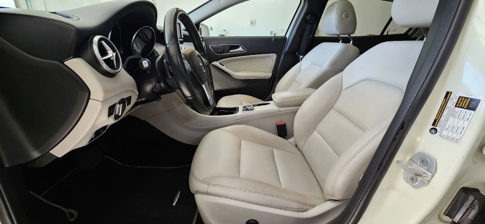 Used 2015 Mercedes-Benz GLA 250 4MATIC image 15
