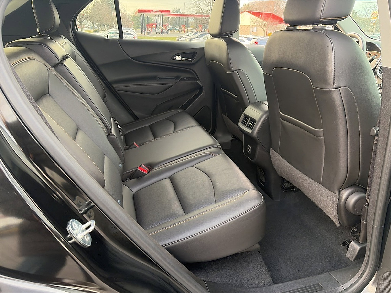 Used 2020 Chevrolet Equinox Premier image 28