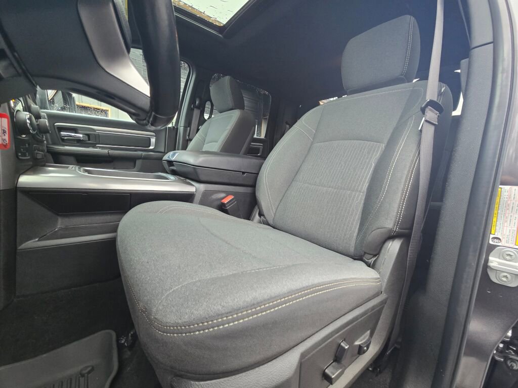 Used 2021 RAM 1500 Classic Warlock image 17