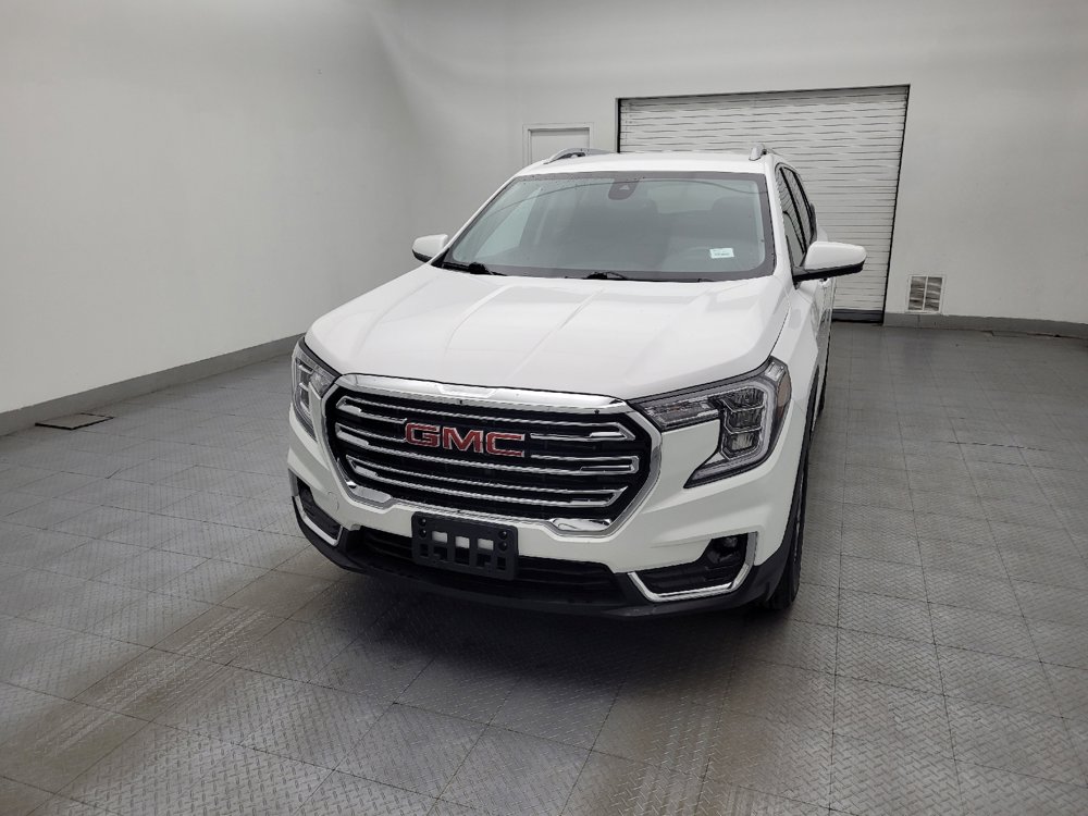 Used 2023 GMC Terrain SLT AWD/4WD image 15