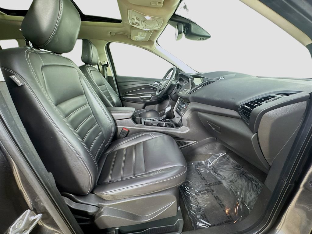 Used 2019 Ford Escape SEL AWD/4WD image 35