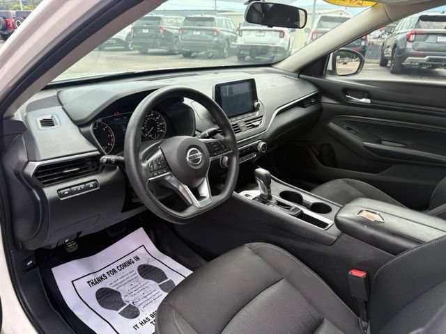 Used 2019 Nissan Altima 2.5 S FWD image 3