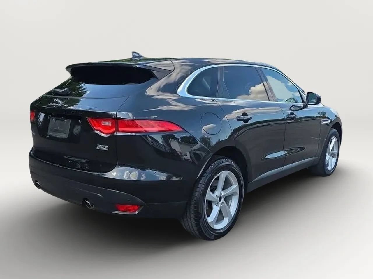 Used 2019 Jaguar F-PACE Premium AWD/4WD image 7