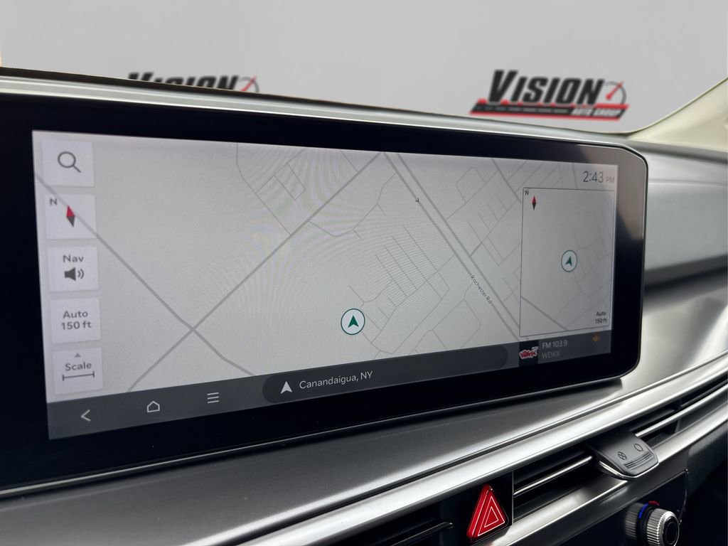 Used 2025 Kia Sorento S image 24