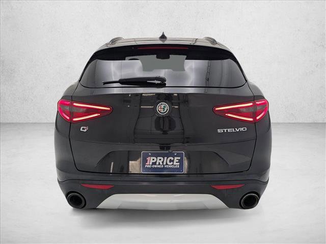 Used 2018 Alfa Romeo Stelvio Ti Sport image 7