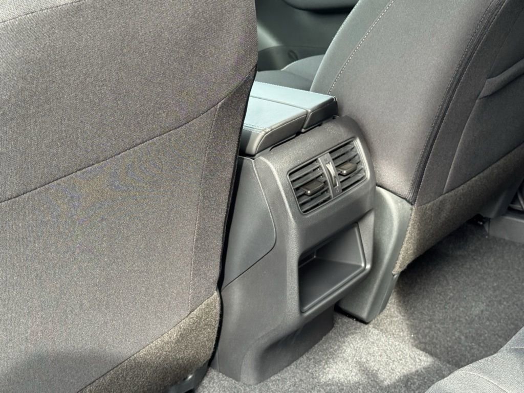 Certified 2025 Nissan Rogue S image 21