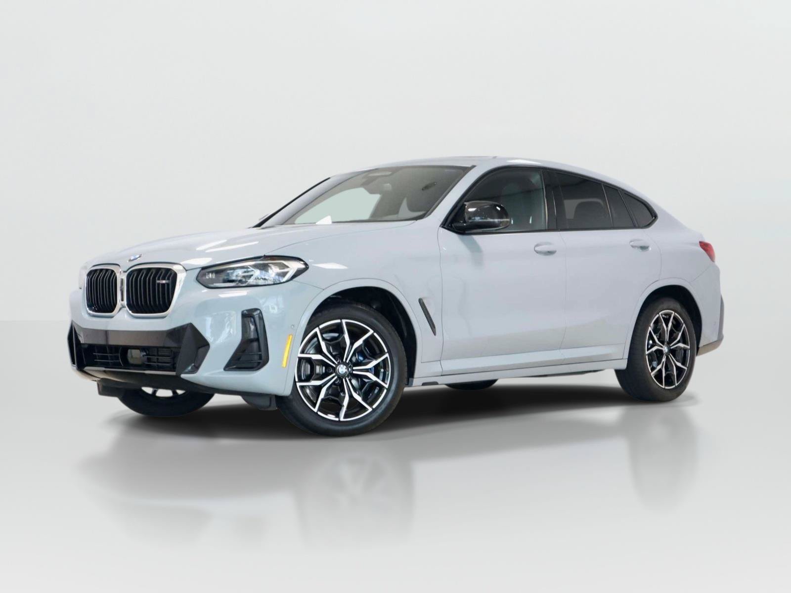 Used 2024 BMW X4 M40i AWD/4WD image 1