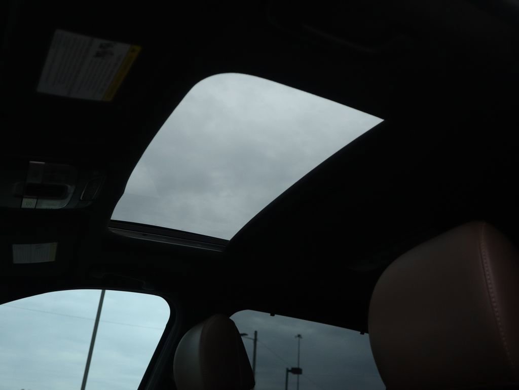 Used 2022 Kia Telluride SX w/ SX Prestige Package image 50