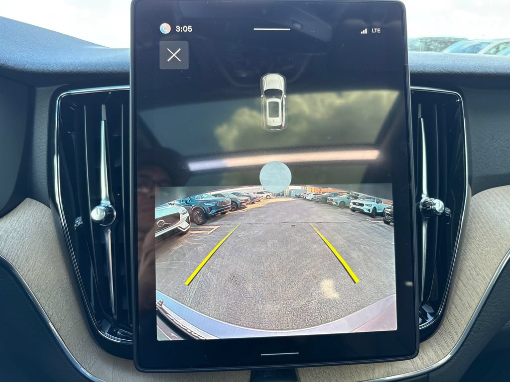 New 2026 Volvo XC60 B5 Core AWD/4WD image 11