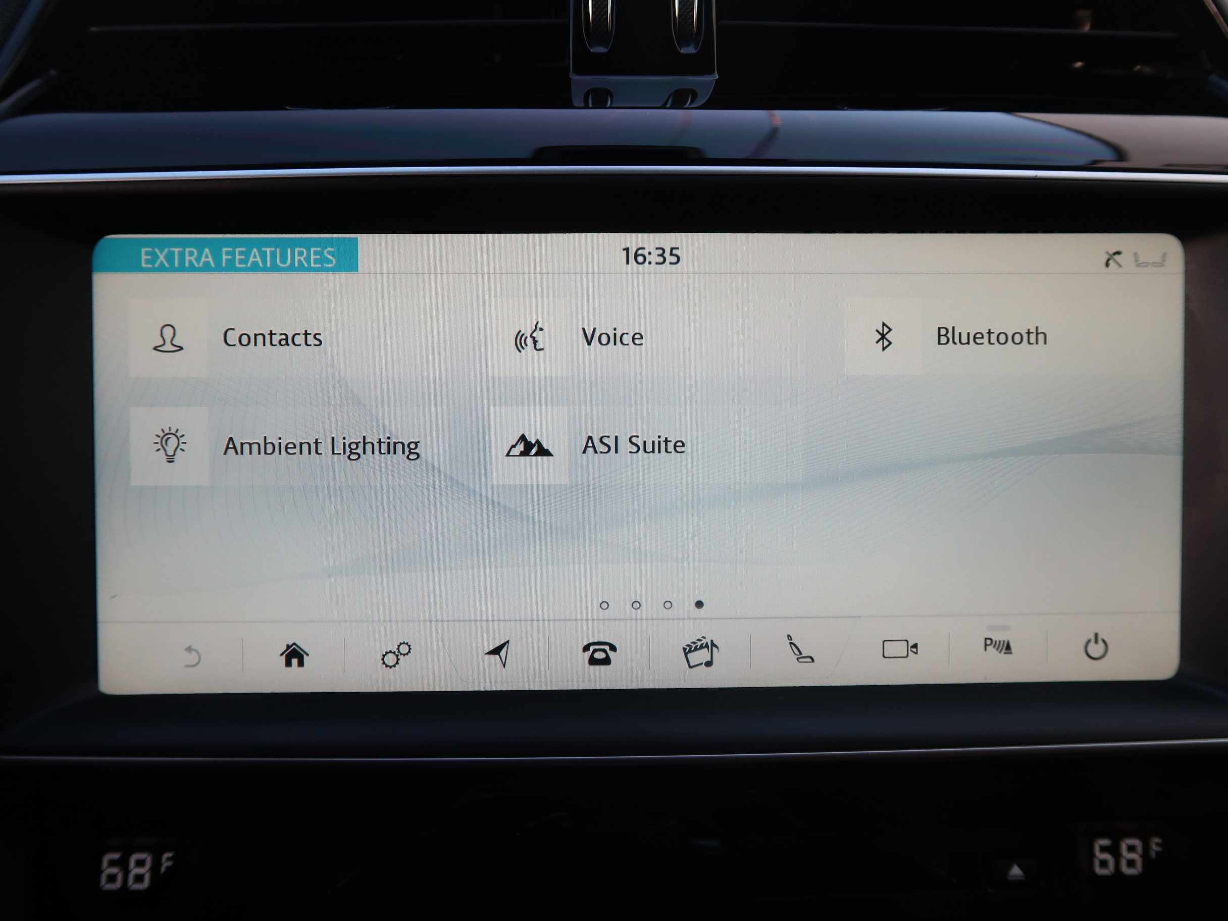 Used 2018 Jaguar F-PACE Portfolio image 23