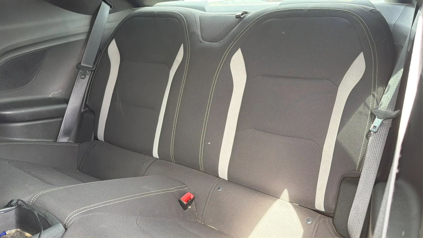 Used 2018 Chevrolet Camaro SS RWD image 12