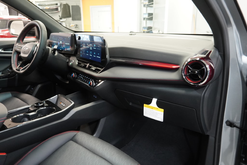 New 2027 Chevrolet Equinox RS w/ Safety and Technology Package AWD/4WD image 39