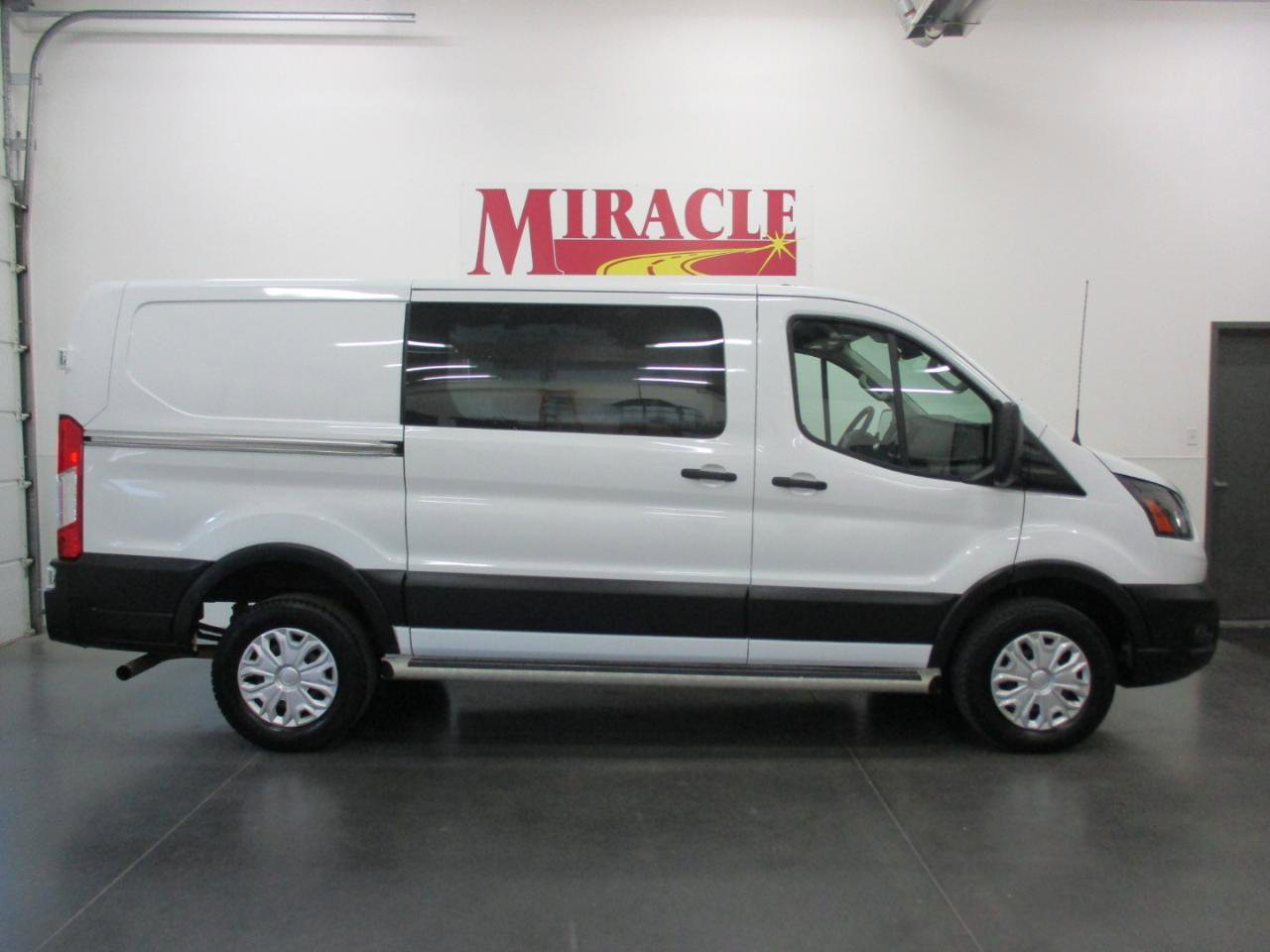 Used 2024 Ford Transit 250 Low Roof w/ Exterior Upgrade Package image 6