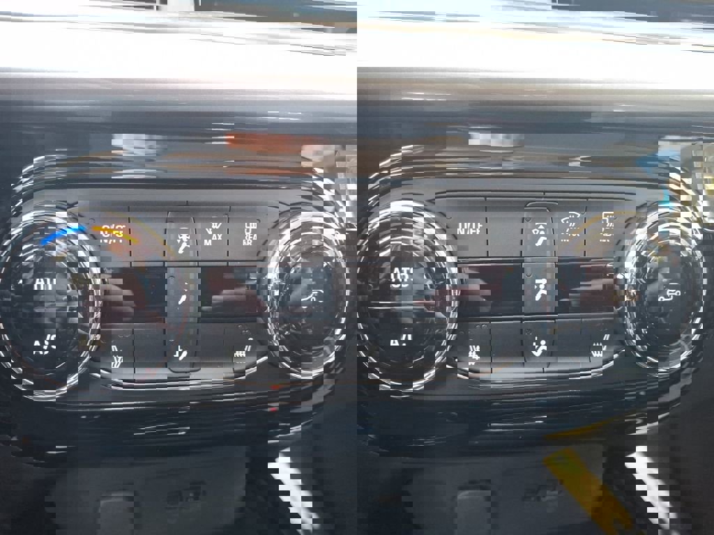 New 2026 Chevrolet Trax LT w/ Driver Confidence Package image 20