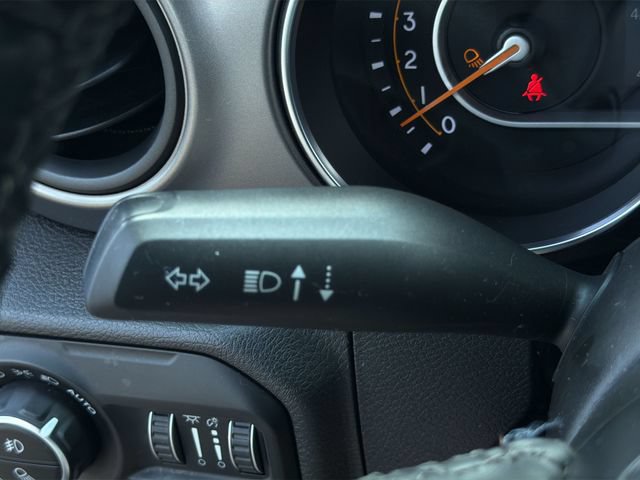 Used 2021 Jeep Gladiator Sport AWD/4WD image 31