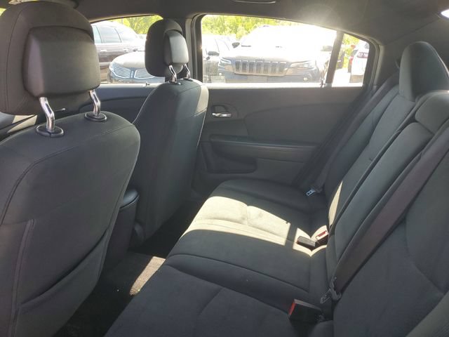 Used 2012 Chrysler 200 Touring FWD image 7