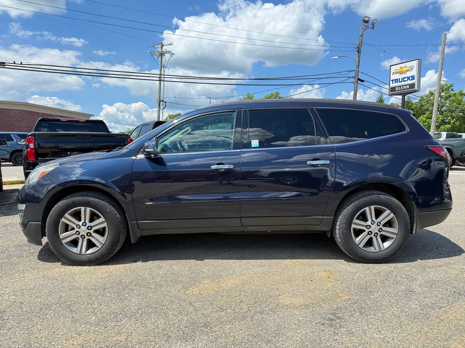 Used 2016 Chevrolet Traverse LT AWD/4WD image 3