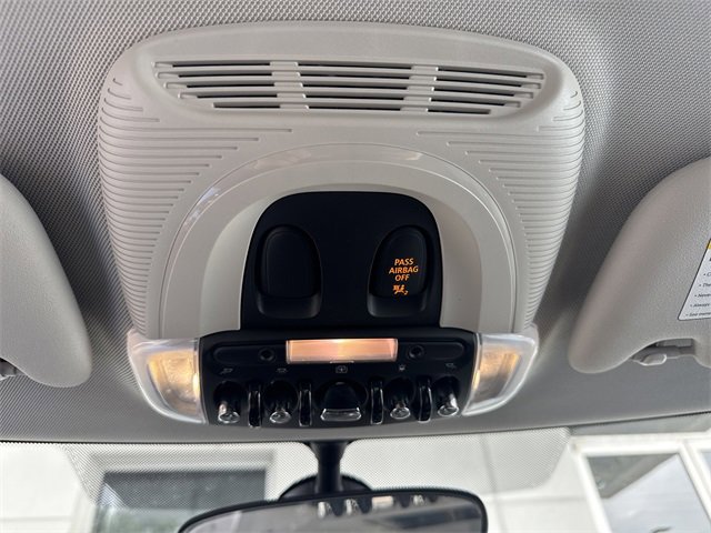 Used 2015 MINI Cooper 2-Door Hardtop image 26