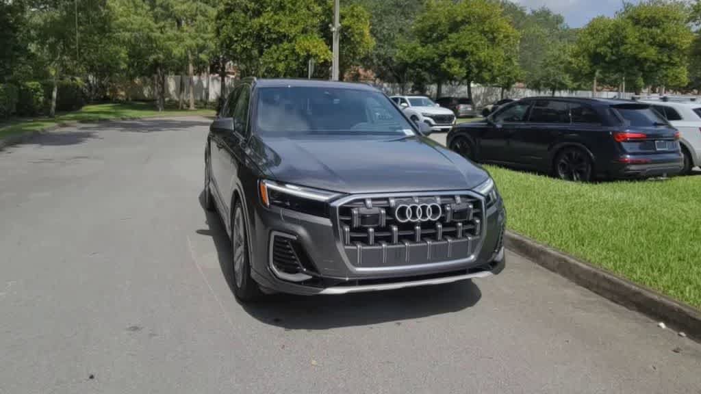Certified 2025 Audi Q7 3.0T Premium Plus w/ Premium Plus Package AWD/4WD image 3