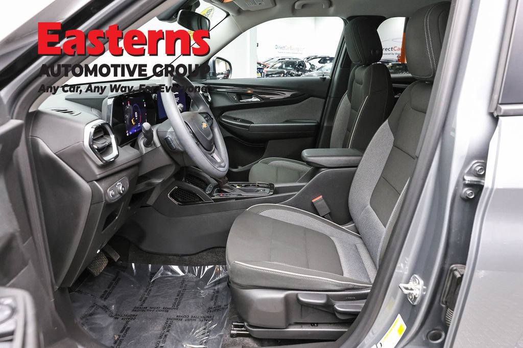 Used 2024 Chevrolet TrailBlazer LT FWD image 15