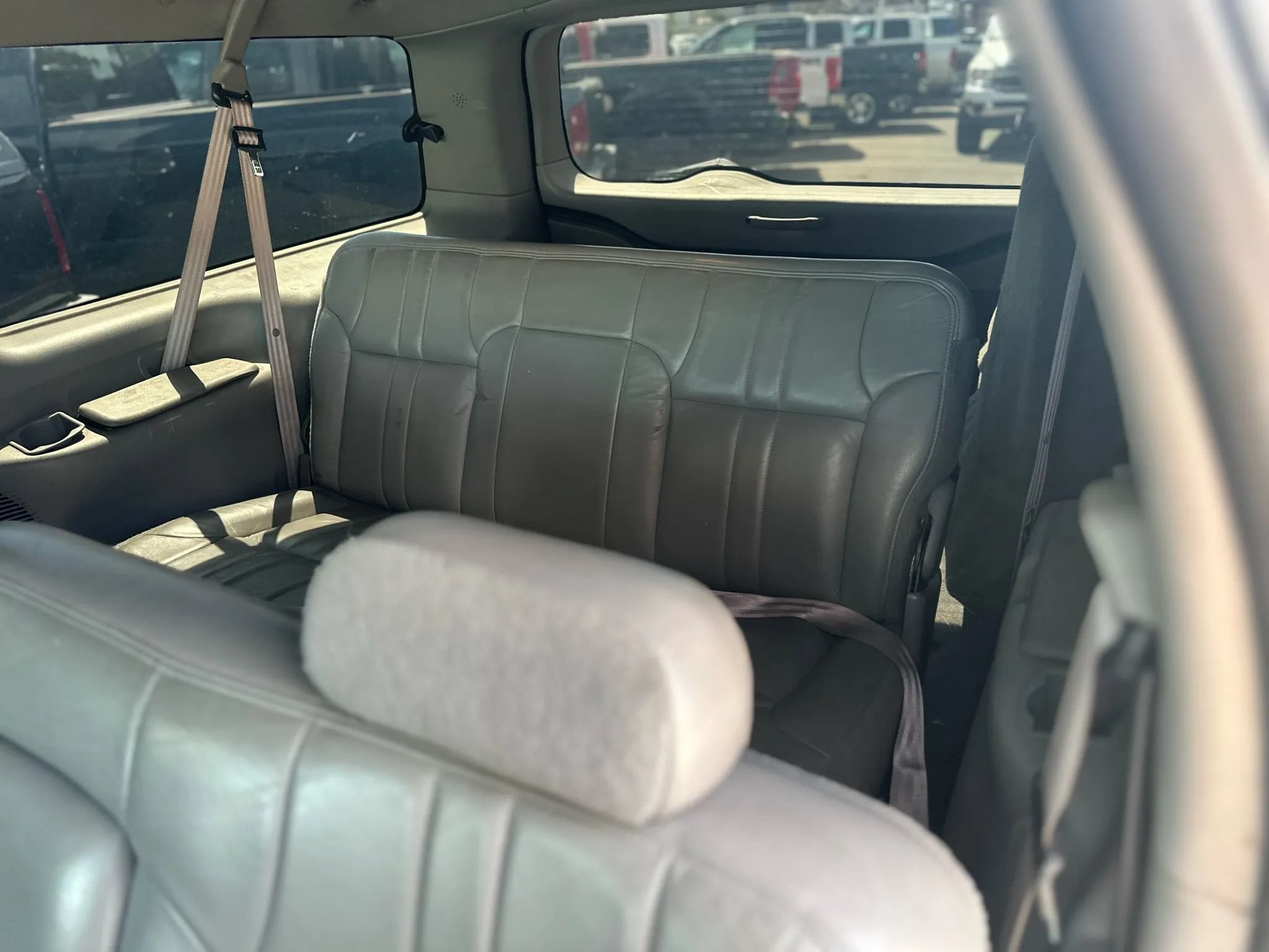 Used 2001 Ford Excursion XLT AWD/4WD image 12