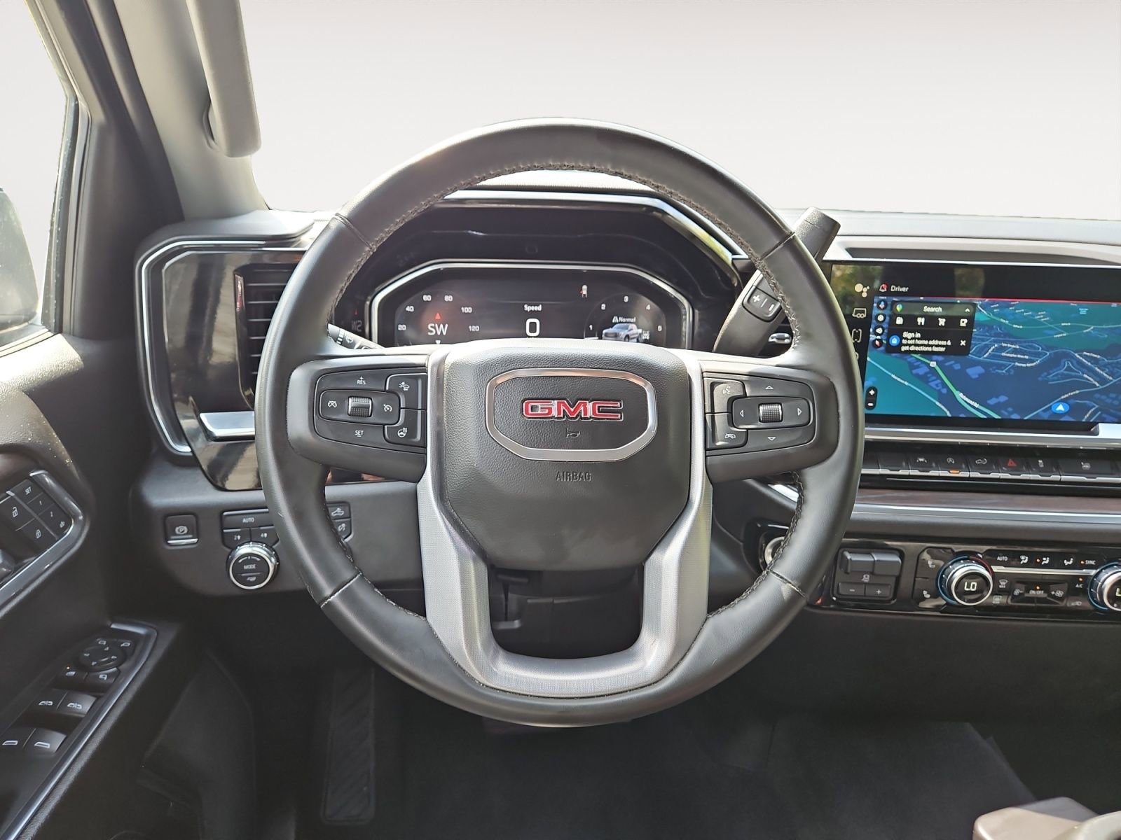 Used 2025 GMC Sierra 1500 SLT image 12