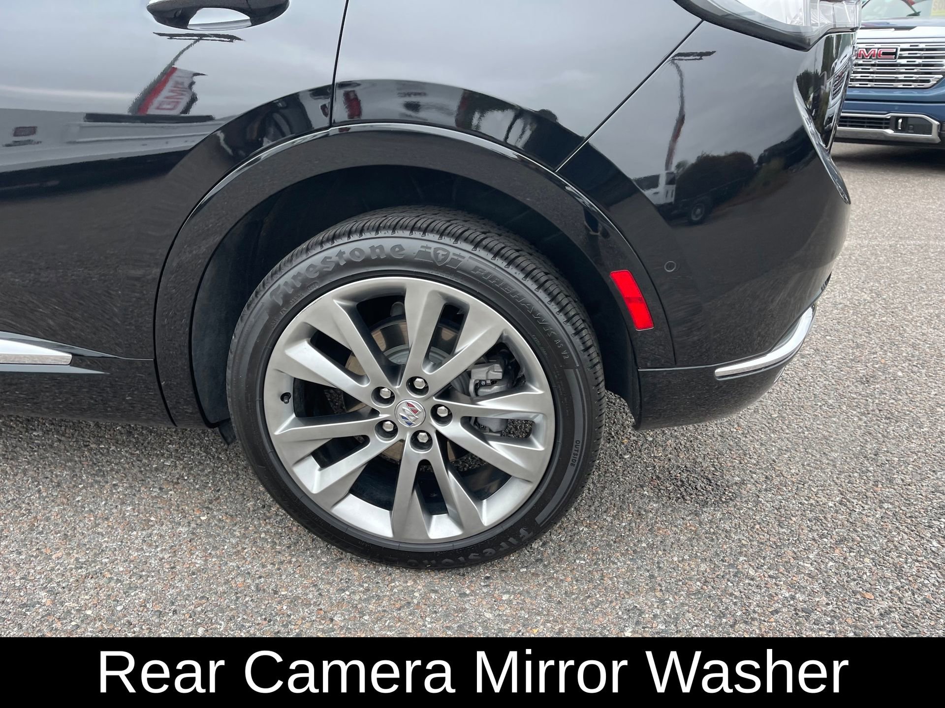 Used 2022 Buick Envision Avenir w/ Technology Package II image 11