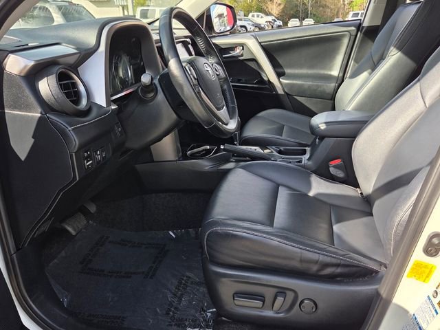 Used 2018 Toyota RAV4 Limited w/ Advanced Technology Package image 9