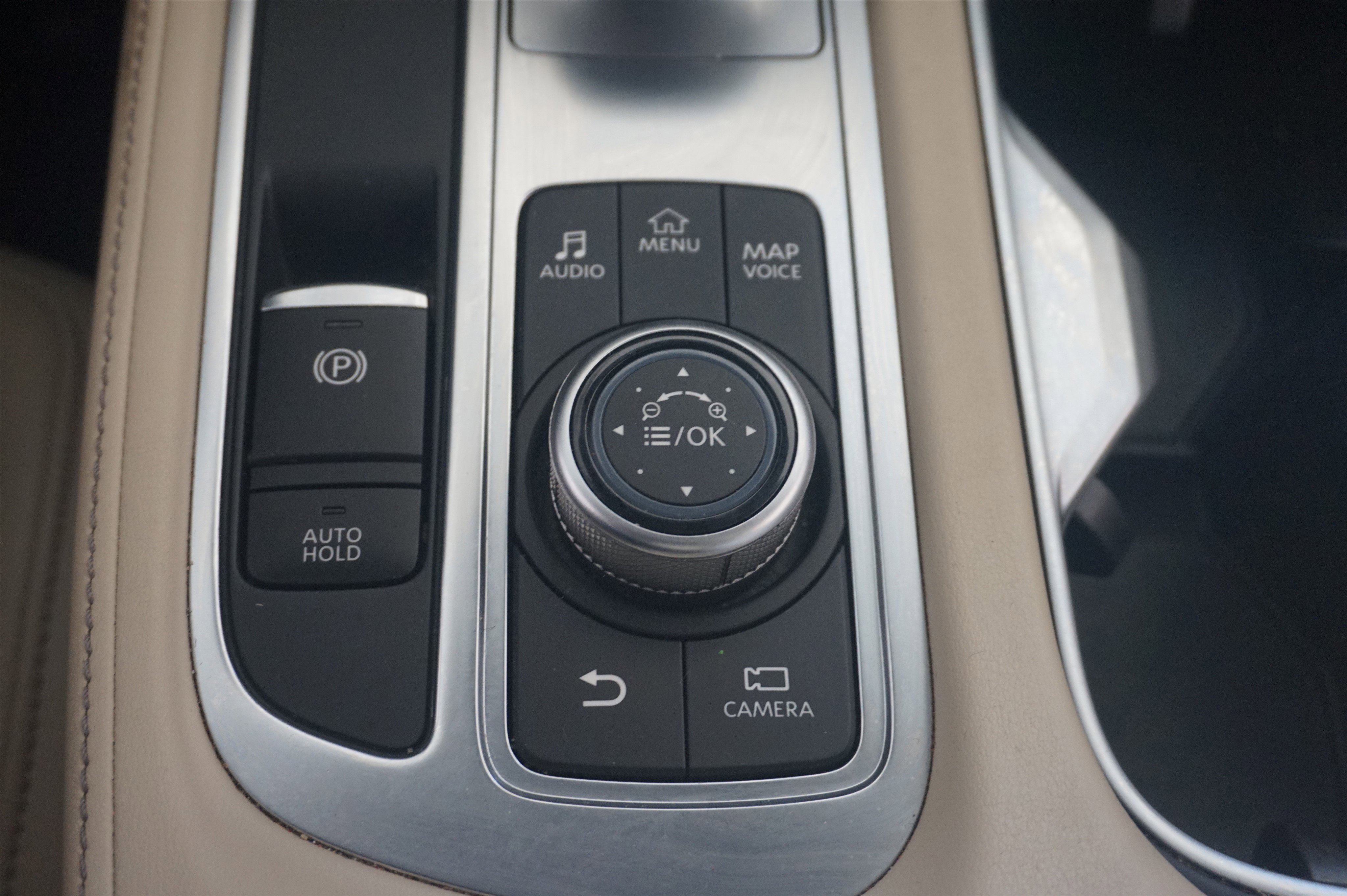 Used 2022 INFINITI QX60 Luxe w/ Cargo Package image 40