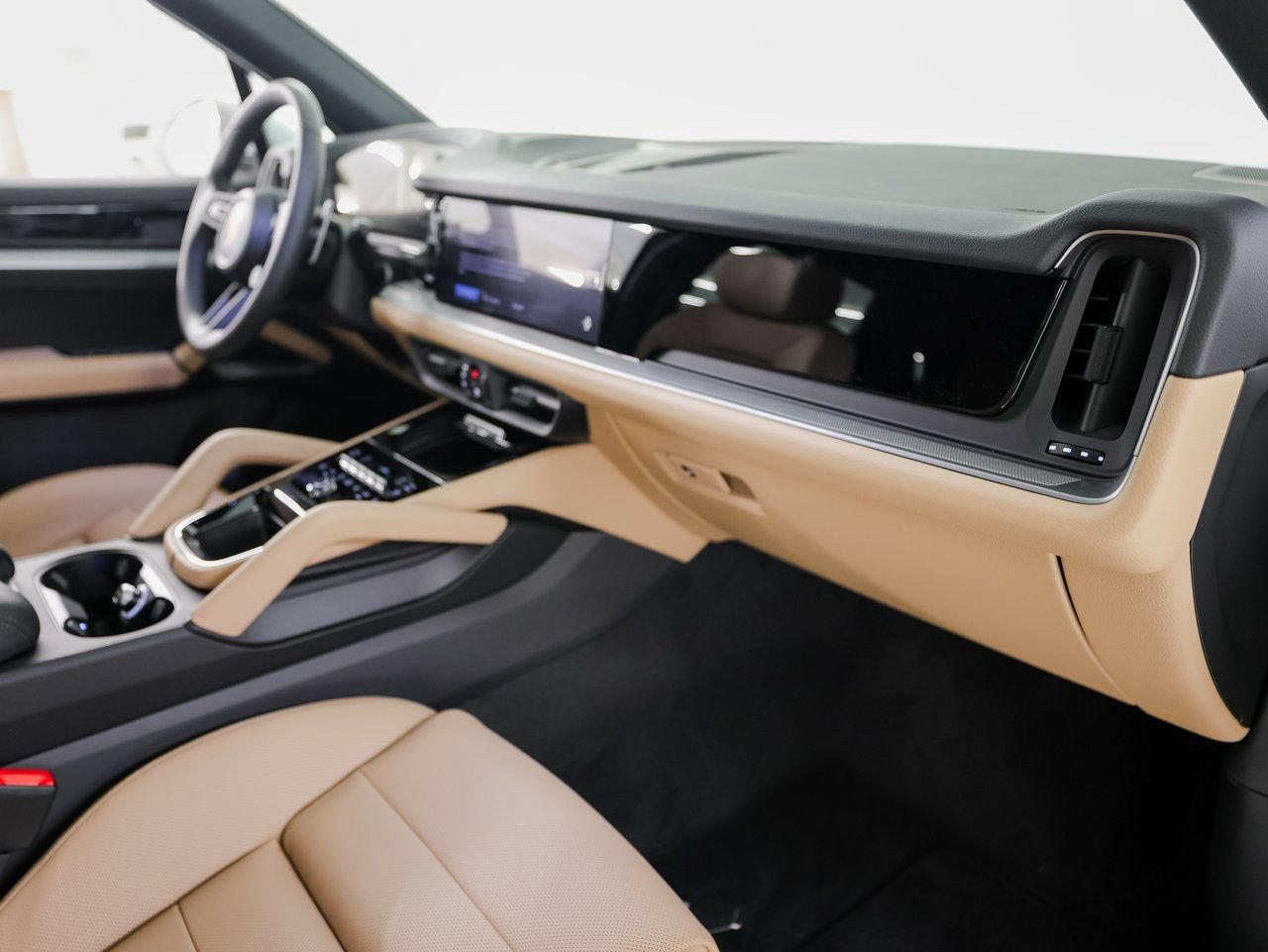 Certified 2026 Porsche Cayenne AWD/4WD image 27