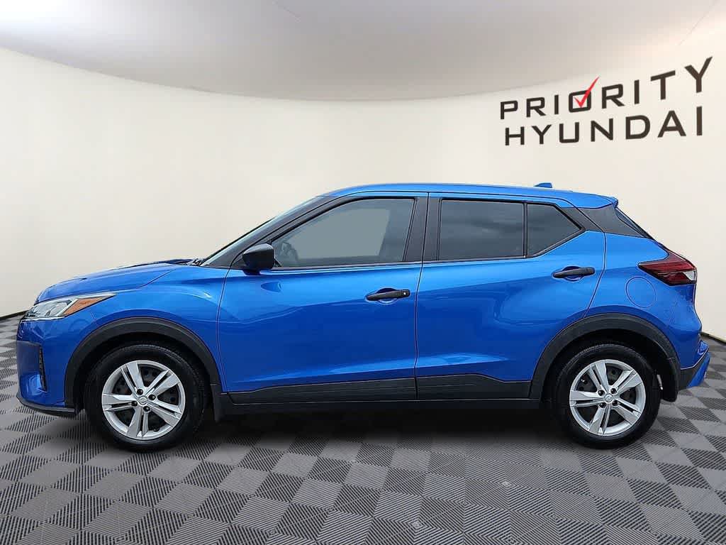 Used 2021 Nissan Kicks S FWD image 7