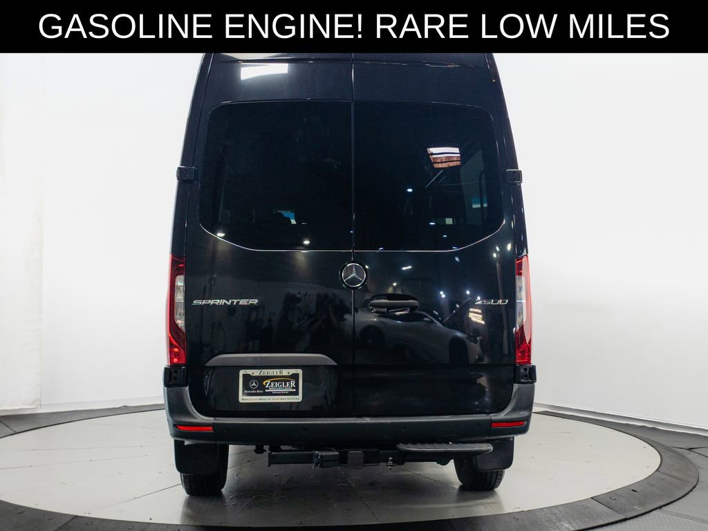 Used 2021 Mercedes-Benz Sprinter 2500 image 23
