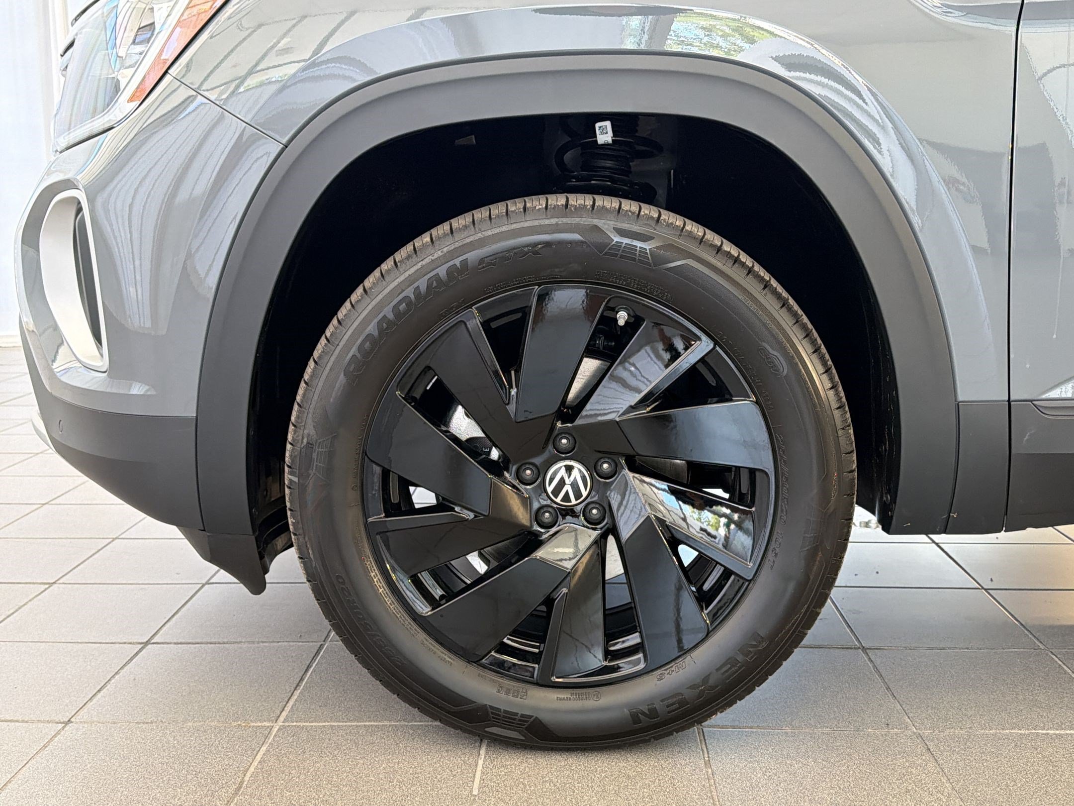 New 2026 Volkswagen Atlas SE FWD image 12