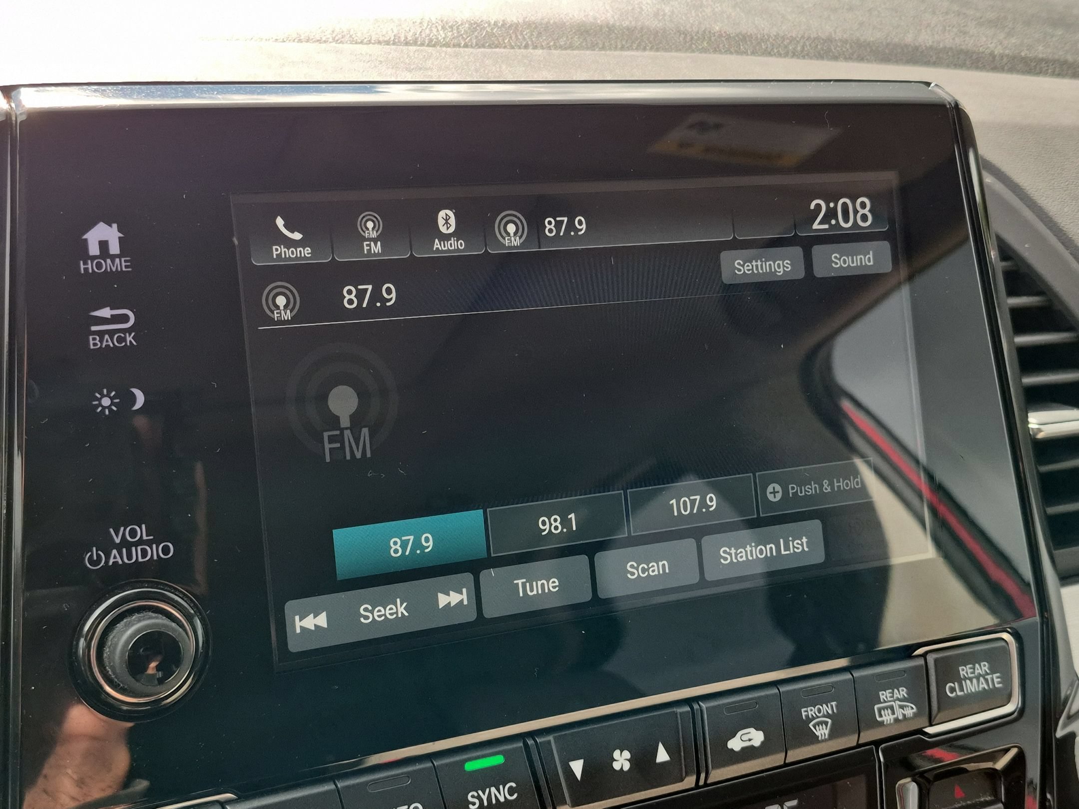 Certified 2018 Honda Odyssey EX-L image 18